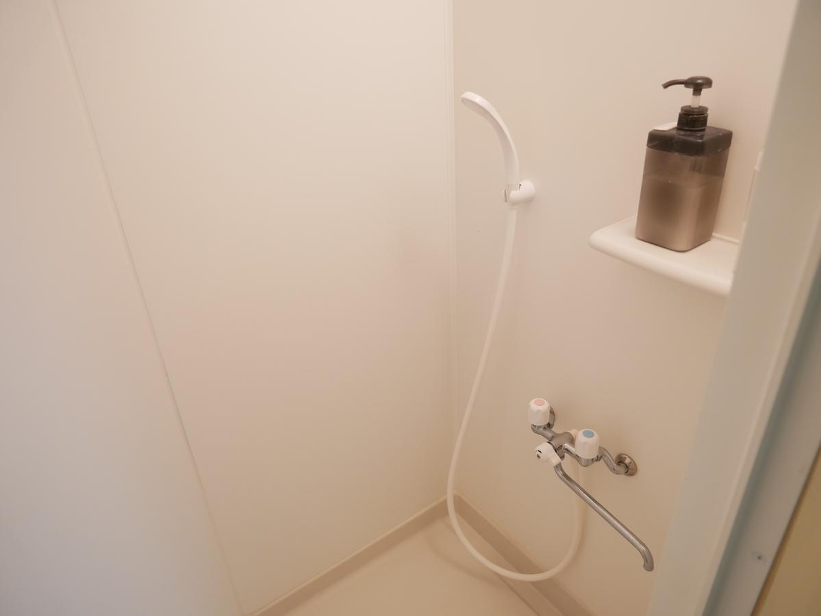 אוסקה Guest House Twenty-Seven 27 מראה חיצוני תמונה